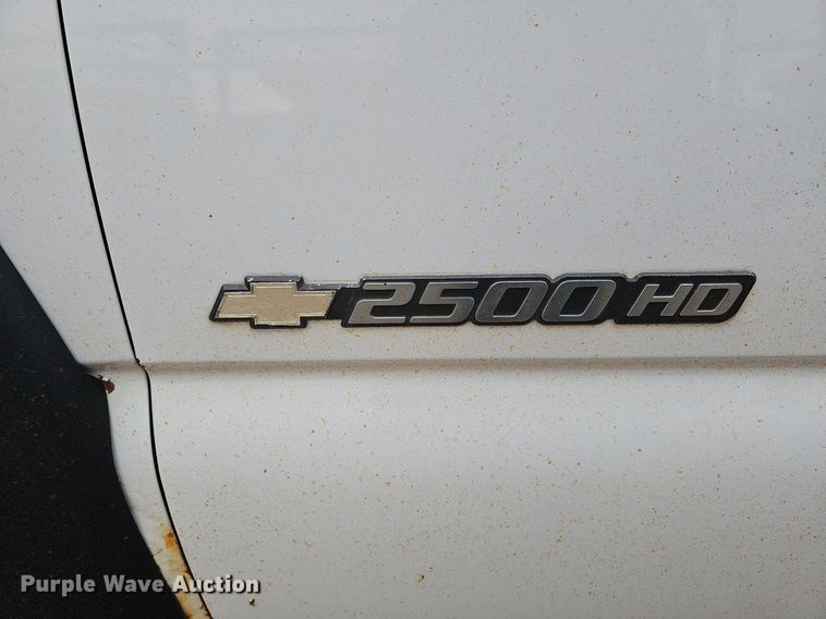 image for item MH9445 2006 Chevrolet Silverado 2500HD  pickup truck