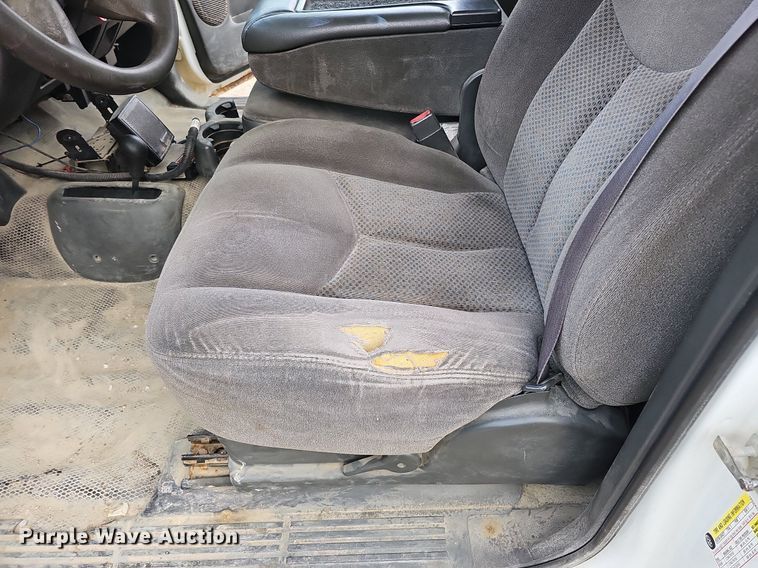 image for item MH9445 2006 Chevrolet Silverado 2500HD  pickup truck