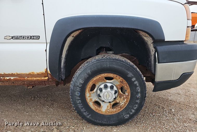 image for item MH9445 2006 Chevrolet Silverado 2500HD  pickup truck