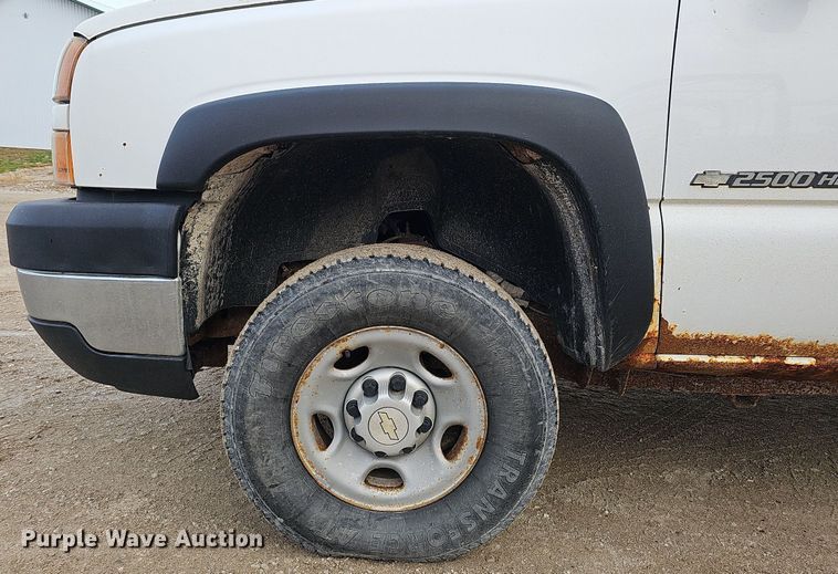 image for item MH9445 2006 Chevrolet Silverado 2500HD  pickup truck