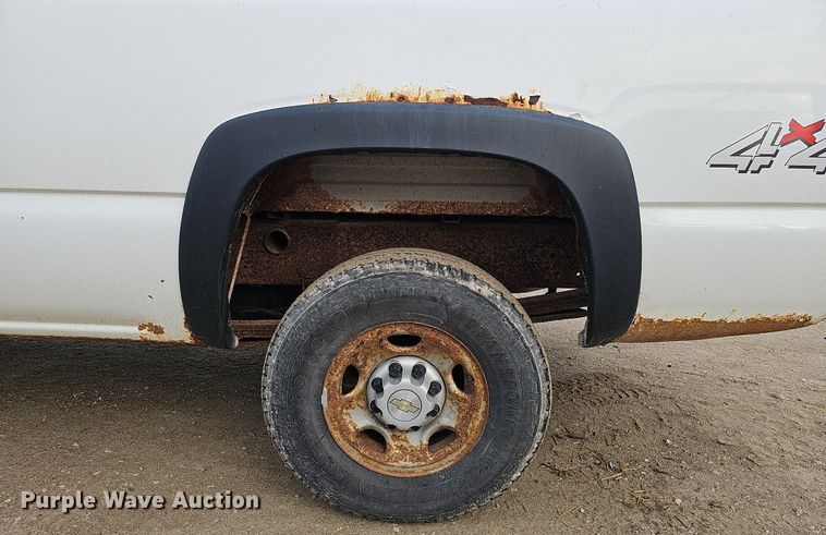 image for item MH9445 2006 Chevrolet Silverado 2500HD  pickup truck