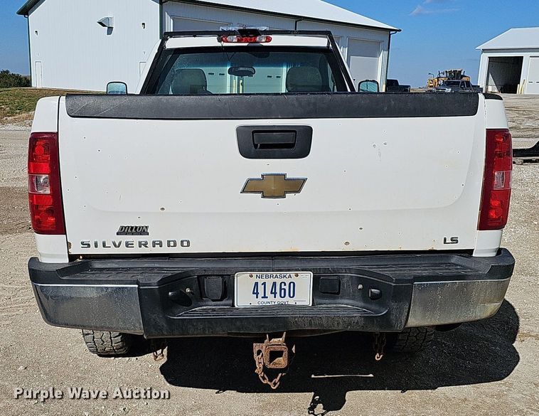 image for item MH9446 2009 Chevrolet Silverado 2500HD  pickup truck