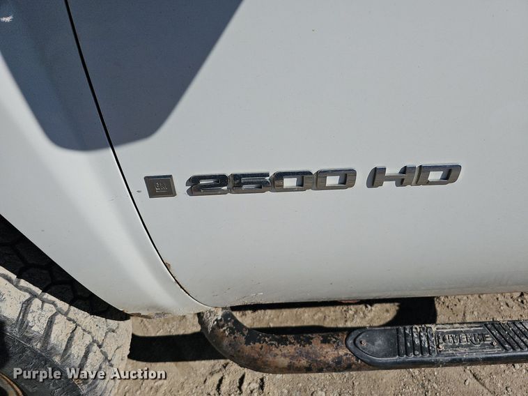 image for item MH9446 2009 Chevrolet Silverado 2500HD  pickup truck