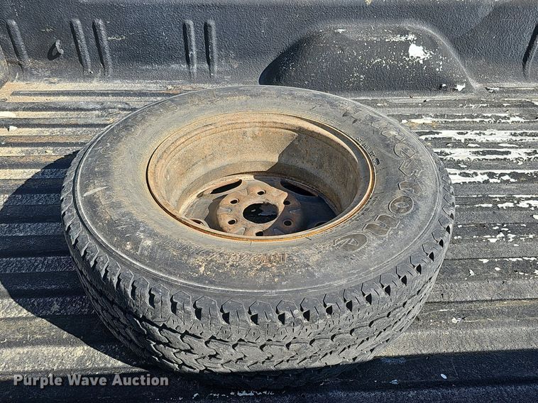 image for item MH9446 2009 Chevrolet Silverado 2500HD  pickup truck