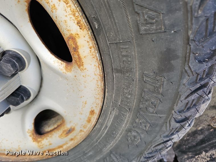 image for item MH9446 2009 Chevrolet Silverado 2500HD  pickup truck