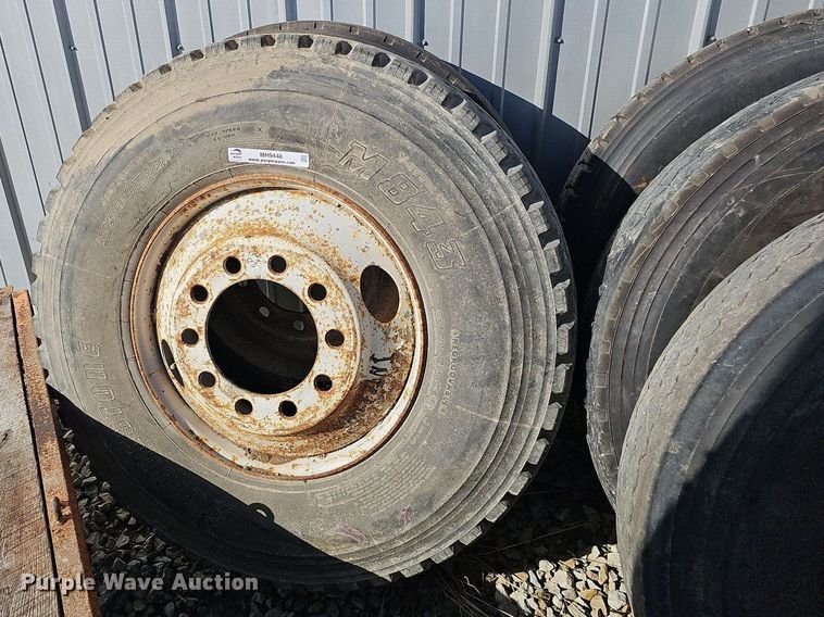image for item MH9448 (7) tires and wheels