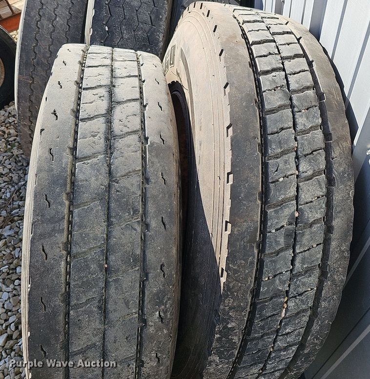 image for item MH9448 (7) tires and wheels