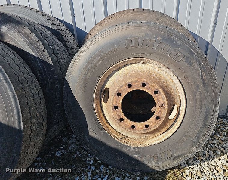 image for item MH9448 (7) tires and wheels