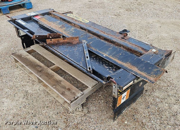 image for item MH9449 Eagle Lift Palfinger E38-60  end gate lift