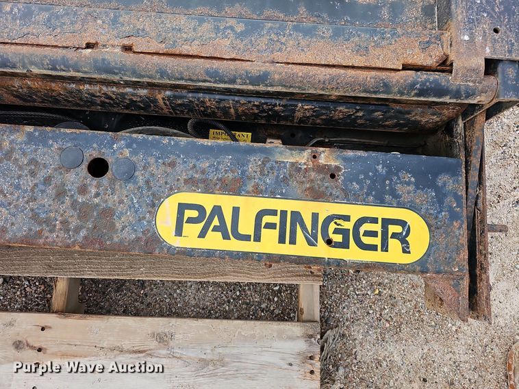 image for item MH9449 Eagle Lift Palfinger E38-60  end gate lift