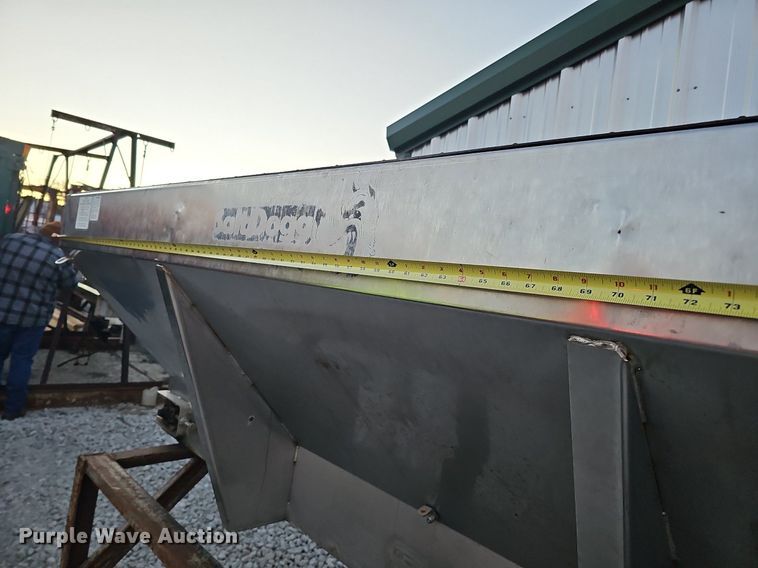 image for item MH9473 Buyers Salt Dogg  spreader