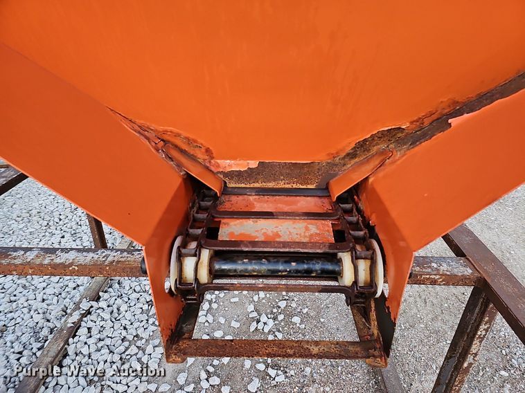 image for item MH9474 Swenson  spreader