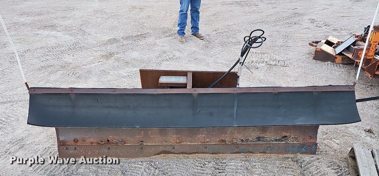 image for item MH9475 Hinke  96" W skid steer snow plow