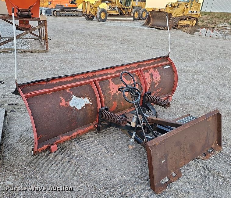 image for item MH9475 Hinke  96" W skid steer snow plow