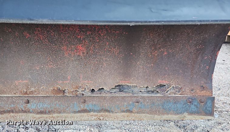 image for item MH9475 Hinke  96" W skid steer snow plow