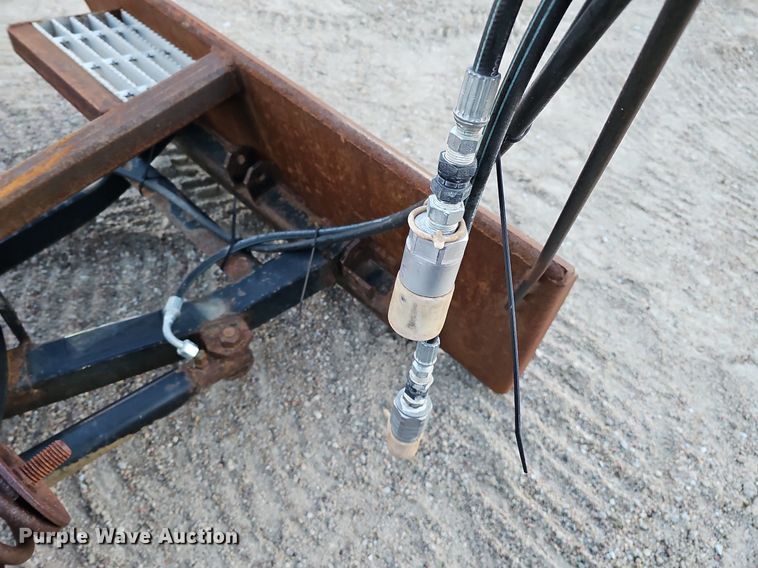 image for item MH9475 Hinke  96" W skid steer snow plow