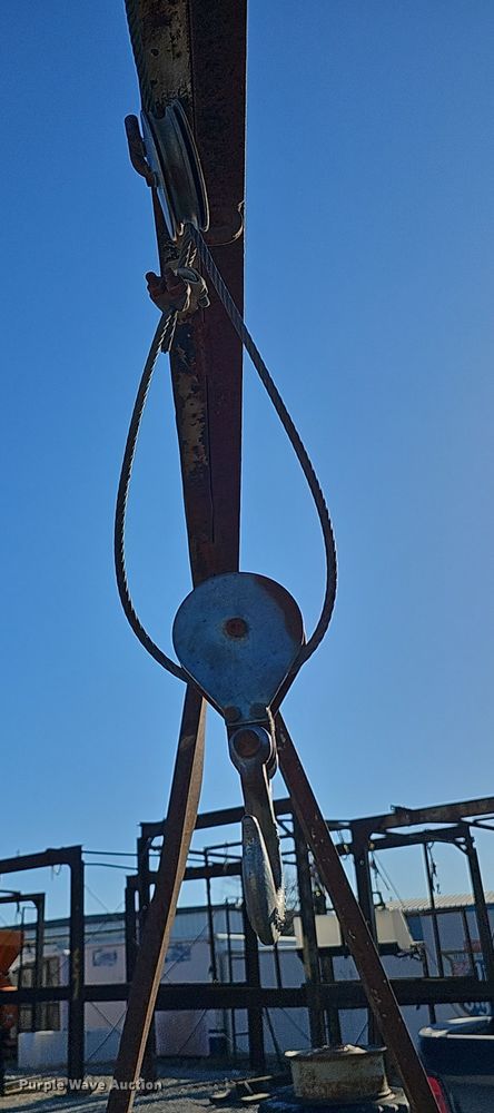 image for item MH9497 A-frame hoist