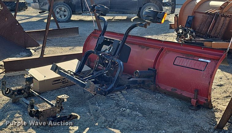image for item MH9498 Hiniker  96" W snowplow