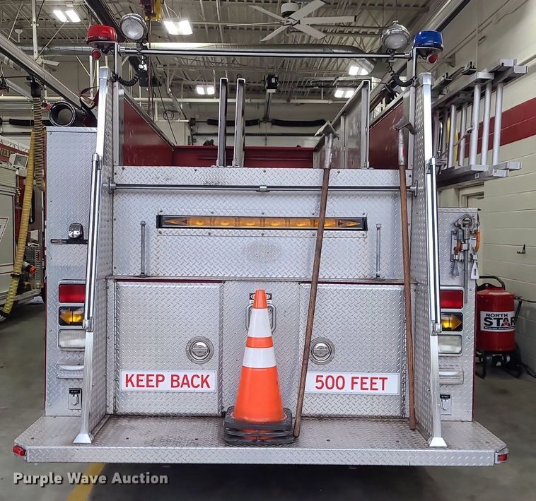 image for item MJ9466 1996 Freightliner FL70  fire truck