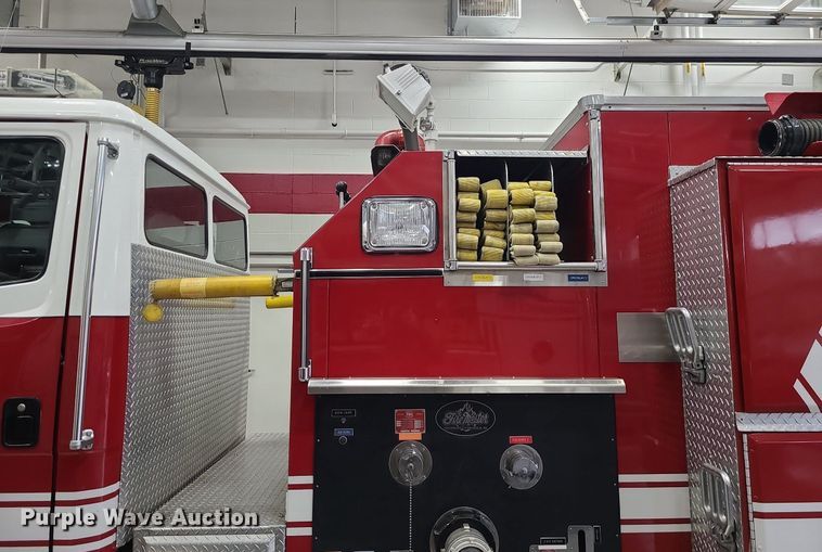 image for item MJ9466 1996 Freightliner FL70  fire truck