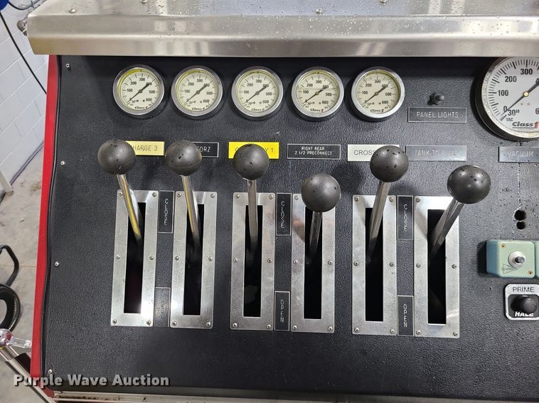 image for item MJ9466 1996 Freightliner FL70  fire truck