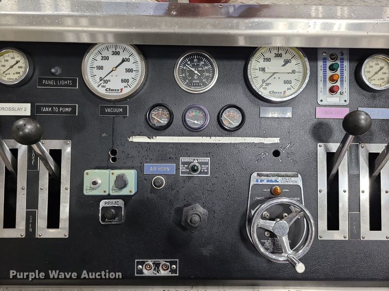 image for item MJ9466 1996 Freightliner FL70  fire truck