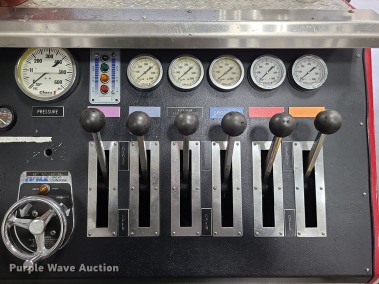 image for item MJ9466 1996 Freightliner FL70  fire truck