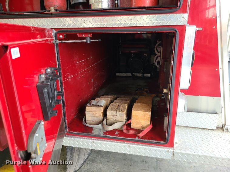 image for item MJ9466 1996 Freightliner FL70  fire truck