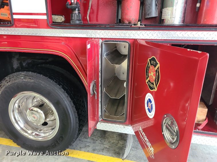 image for item MJ9466 1996 Freightliner FL70  fire truck