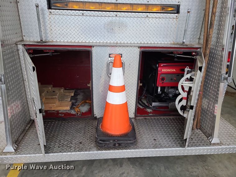 image for item MJ9466 1996 Freightliner FL70  fire truck