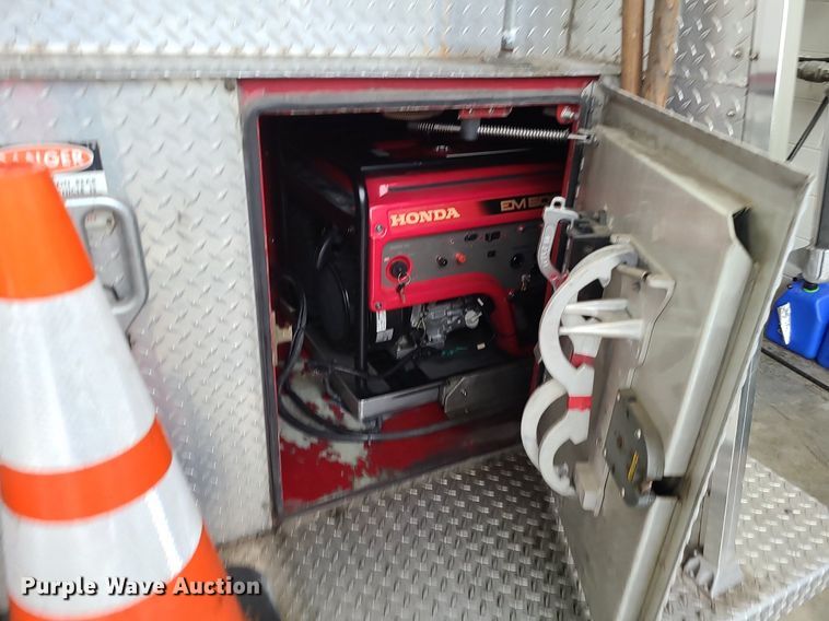 image for item MJ9466 1996 Freightliner FL70  fire truck