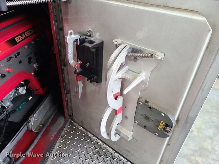 image for item MJ9466 1996 Freightliner FL70  fire truck