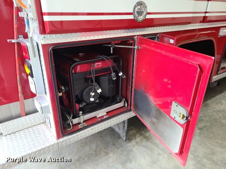 image for item MJ9466 1996 Freightliner FL70  fire truck