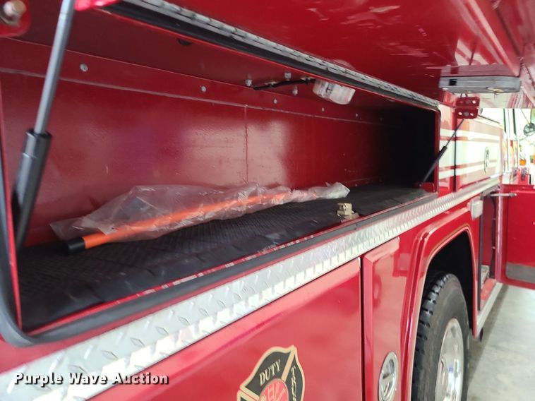 image for item MJ9466 1996 Freightliner FL70  fire truck