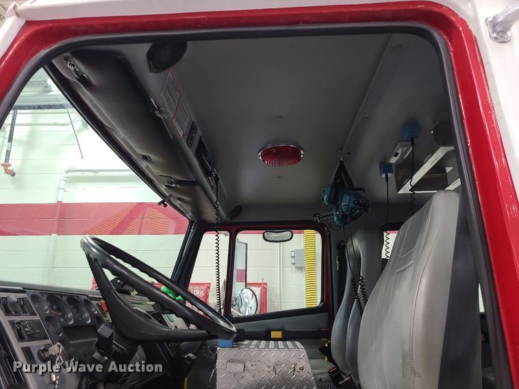 image for item MJ9466 1996 Freightliner FL70  fire truck