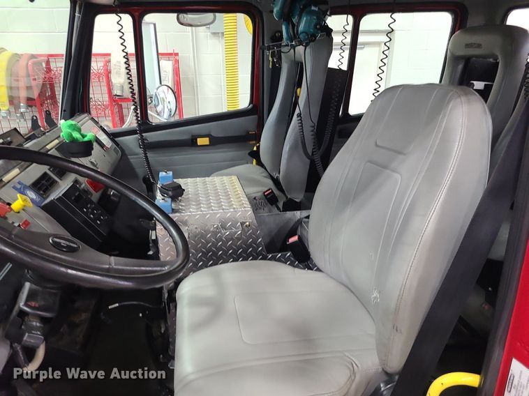 image for item MJ9466 1996 Freightliner FL70  fire truck