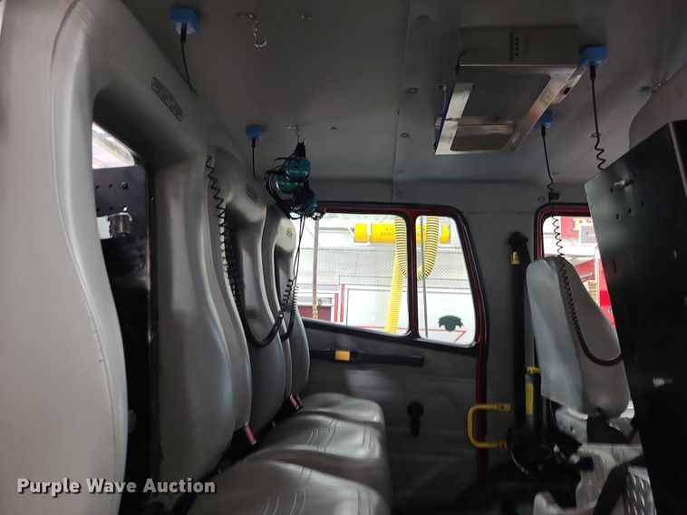 image for item MJ9466 1996 Freightliner FL70  fire truck