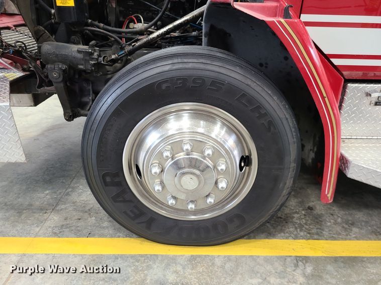 image for item MJ9466 1996 Freightliner FL70  fire truck