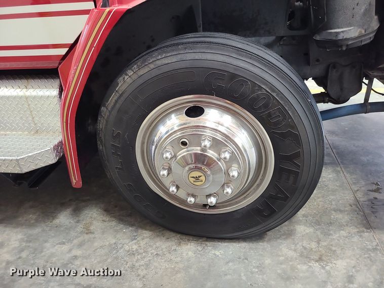 image for item MJ9466 1996 Freightliner FL70  fire truck