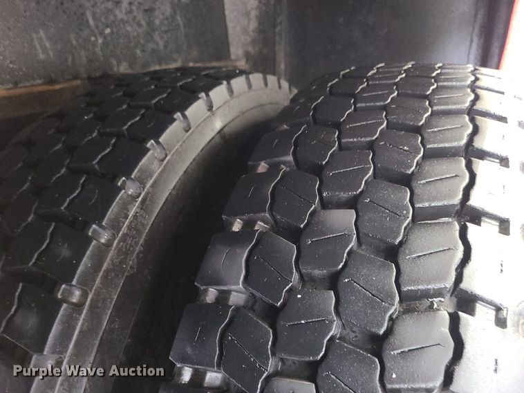 image for item MJ9466 1996 Freightliner FL70  fire truck