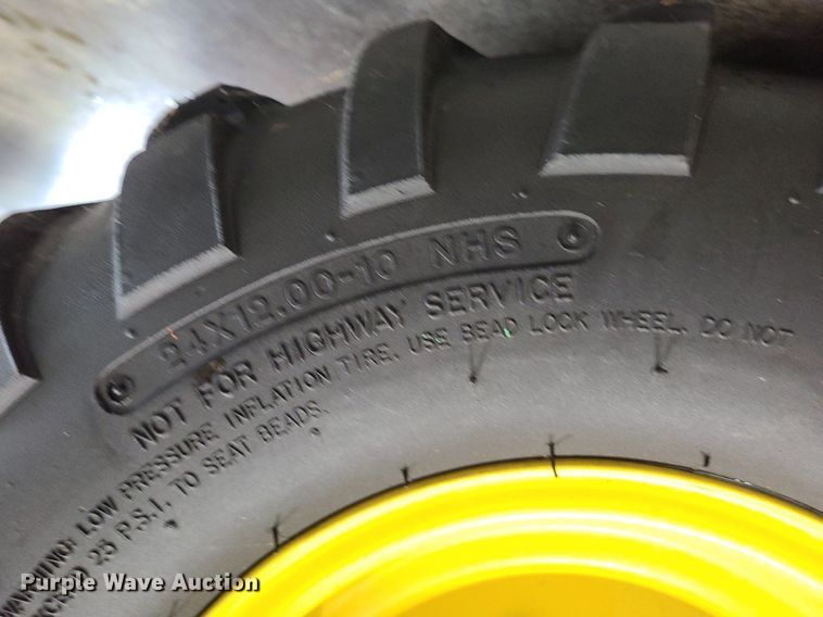 image for item MJ9467 John Deere HPX Gator  utility vehicle