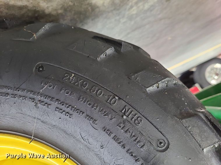 image for item MJ9467 John Deere HPX Gator  utility vehicle