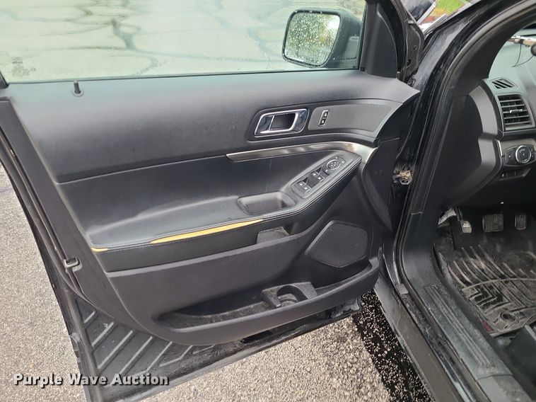 image for item MJ9471 2018 Ford Explorer Police Interceptor  SUV