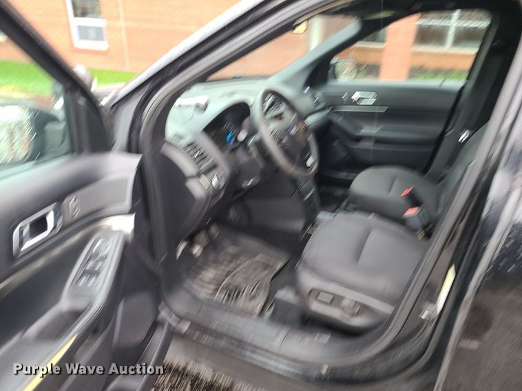 image for item MJ9471 2018 Ford Explorer Police Interceptor  SUV