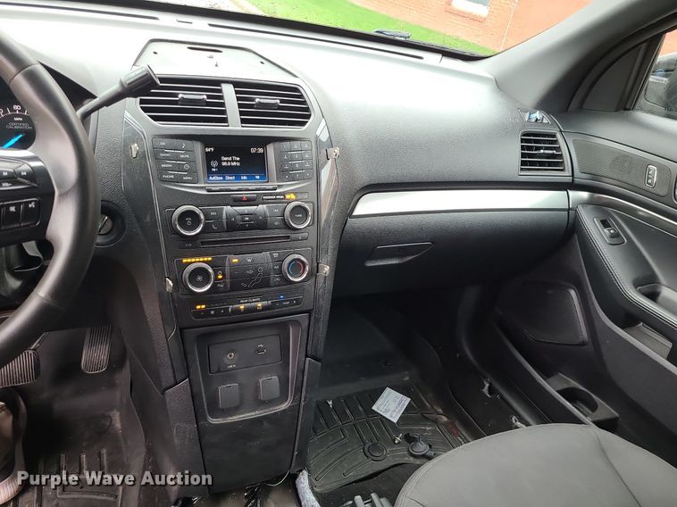 image for item MJ9471 2018 Ford Explorer Police Interceptor  SUV