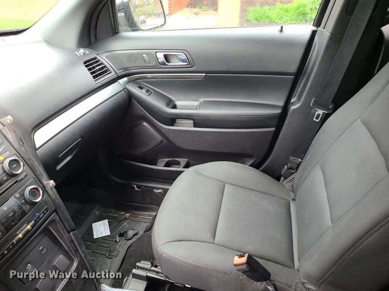 image for item MJ9471 2018 Ford Explorer Police Interceptor  SUV