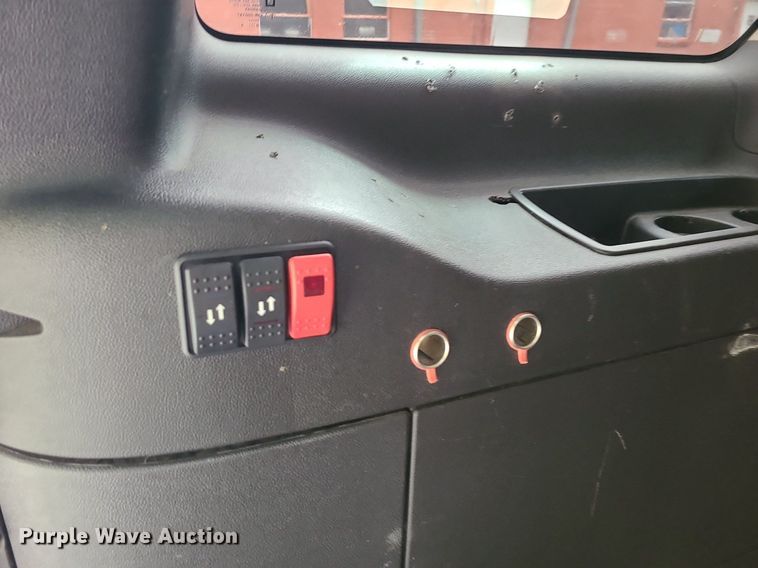 image for item MJ9472 2012 Chevrolet Tahoe Police  SUV