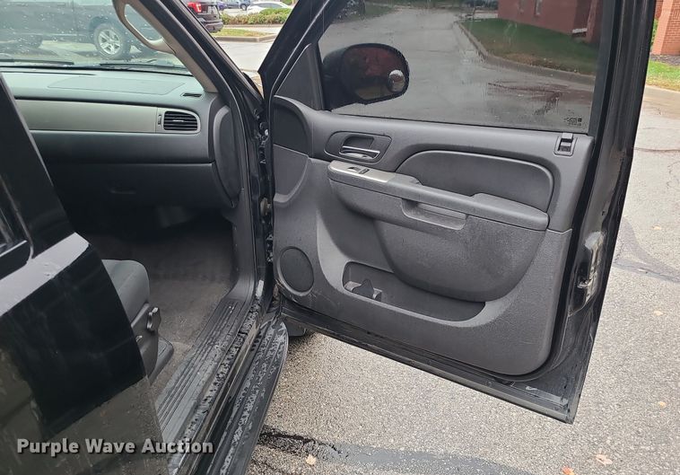 image for item MJ9472 2012 Chevrolet Tahoe Police  SUV