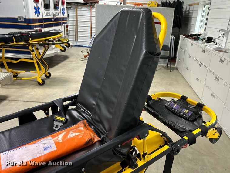 image for item MO9068 Stryker 6092 EZ-Pro R3  Stretcher