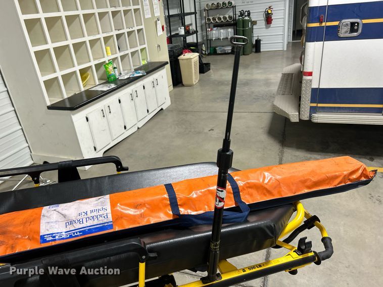 image for item MO9068 Stryker 6092 EZ-Pro R3  Stretcher